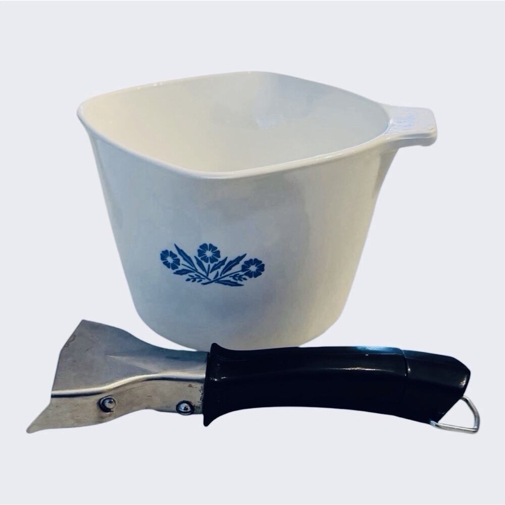 VTG 1960s CORNING WARE Blue Cornflower 1 qt Measuring Cup Sauce Maker & Handle